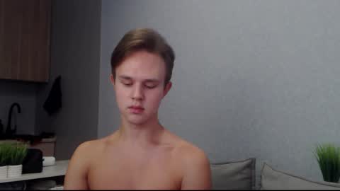 Angel online show from October 5, 7:39 am