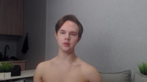 Snapshot of angelraaay chatting on February 9, 12:20 pm Angel online show from February 9, 12:20 pm