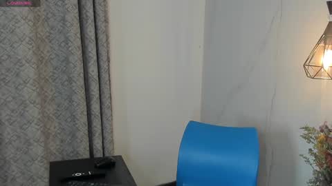 ANGIE online show from December 28, 2:10 pm