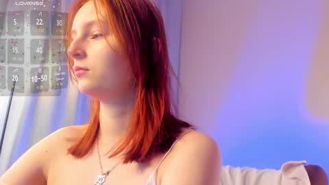 angelwise online show from December 17, 3:01 am