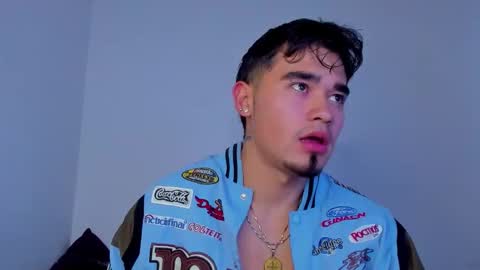 Snapshot of angelx_fox chatting on October 11, 6:50 pm Angel Fox online show from October 11, 6:50 pm