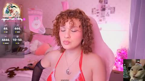 Snapshot of angelytaxx chatting on December 8, 9:24 am Angel online show from December 8, 9:24 am