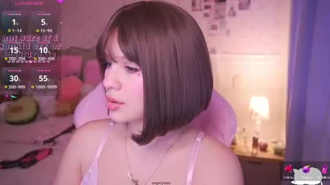 Snapshot of angelytaxx chatting on February 10, 11:15 am Angel online show from February 10, 11:15 am