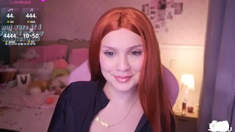 Snapshot of angelytaxx chatting on February 26, 6:26 am Angel online show from February 26, 6:26 am