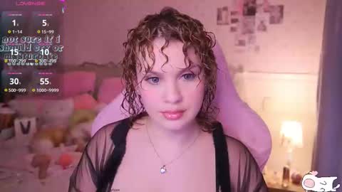 Snapshot of angelytaxx chatting on March 1, 4:58 am Angel online show from March 1, 4:58 am