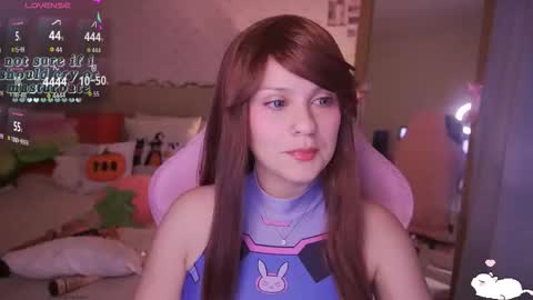 Snapshot of angelytaxx chatting on September 14, 10:36 am Angel online show from September 14, 10:36 am