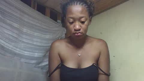 Snapshot of angevannessa chatting on October 14, 3:40 am ange online show from October 14, 3:40 am