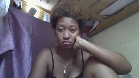 Snapshot of angevannessa chatting on November 16, 4:51 am ange online show from November 16, 4:51 am