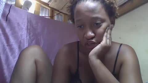 Snapshot of angevannessa chatting on November 20, 7:19 am ange online show from November 20, 7:19 am