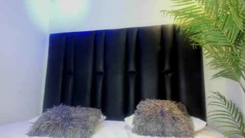 angi_lozano online show from October 22, 3:07 am