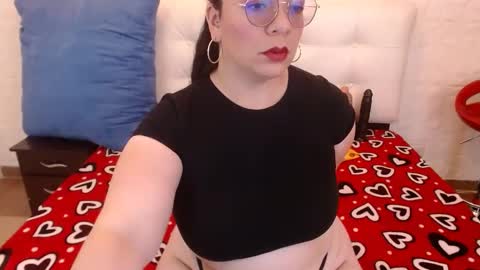 Angie online show from October 2, 8:49 pm