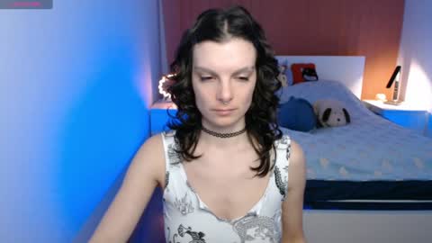 angie_faee online show from January 4, 6:09 pm