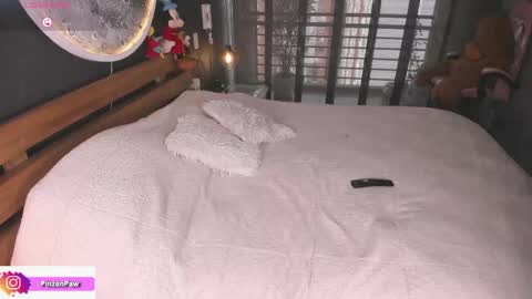 angie online show from June 5, 9:53 pm