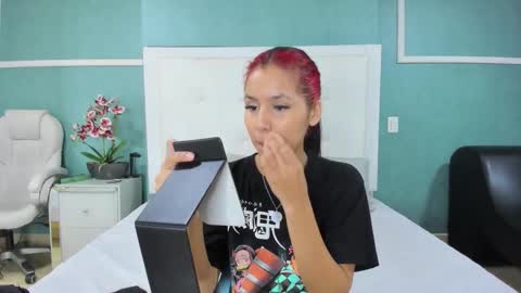 Ania online show from February 17, 8:15 pm