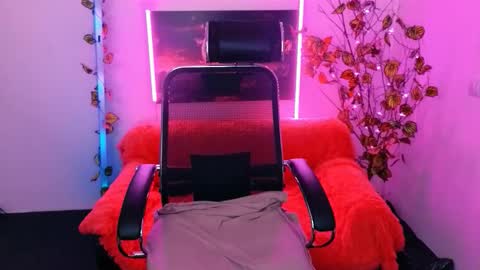 Aniela online show from October 19, 7:53 am