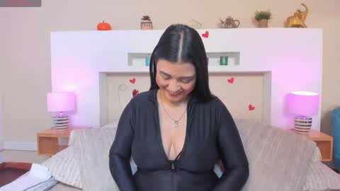 Anika Romano online show from April 16, 11:33 am