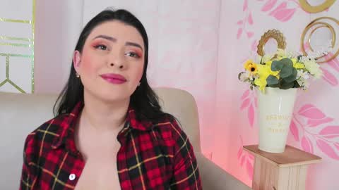 Lauren Anika online show from February 13, 12:11 pm