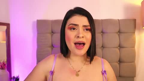 Lauren Anika online show from February 21, 6:15 pm