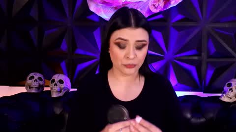 Lauren Anika online show from October 20, 4:13 am