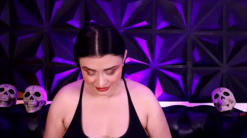 Lauren Anika online show from October 21, 4:24 am