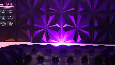 Lauren Anika online show from November 11, 4:12 am