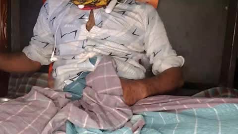 Snapshot of anis4551 chatting on January 31, 7:34 pm anis4551 online show from January 31, 7:34 pm