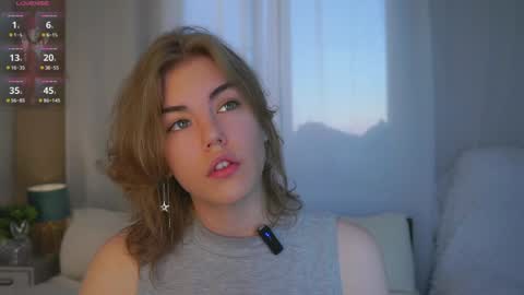 AnishaVivo online show from April 7, 12:27 pm