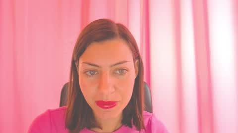 Snapshot of aniskyy chatting on October 12, 6:01 am Anni online show from October 12, 6:01 am