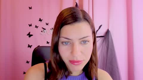 Snapshot of aniskyy chatting on November 9, 3:43 pm Anni online show from November 9, 3:43 pm