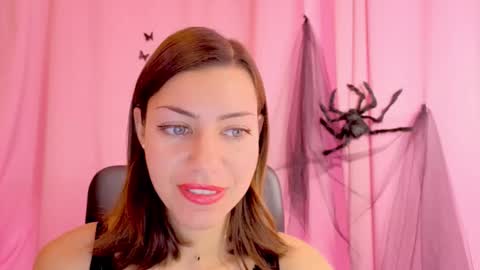 Snapshot of aniskyy chatting on November 15, 6:55 am Anni online show from November 15, 6:55 am