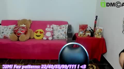AnissyaX online show from September 26, 2:26 am