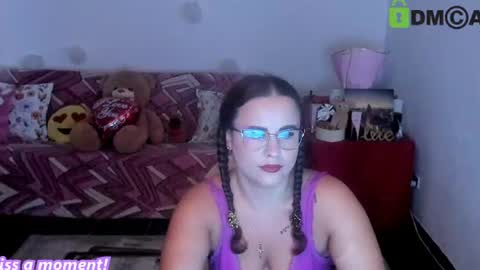 Snapshot of anissyax chatting on July 3, 2:51 am AnissyaX online show from July 3, 2:51 am