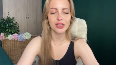 Anita online show from May 29, 1:03 am