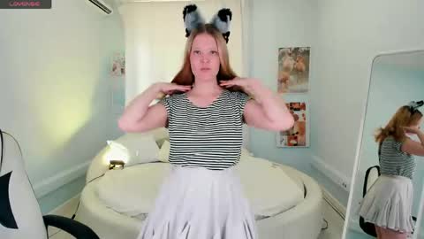 Snapshot of anita_marcelle chatting on June 7, 10:41 am Anita online show from June 7, 10:41 am