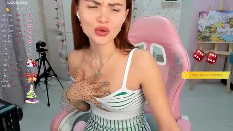 Anita online show from December 15, 4:22 pm