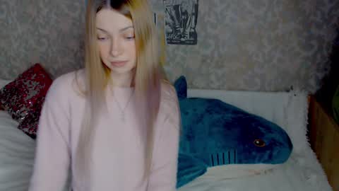 Snapshot of anita_moon_ chatting on February 13, 6:41 am anita_moon_ online show from February 13, 6:41 am