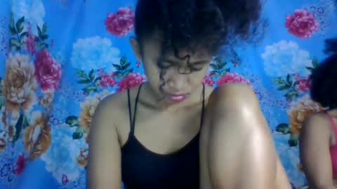 Snapshot of anitaazzh chatting on June 15, 2:41 pm anitaazzh online show from June 15, 2:41 pm