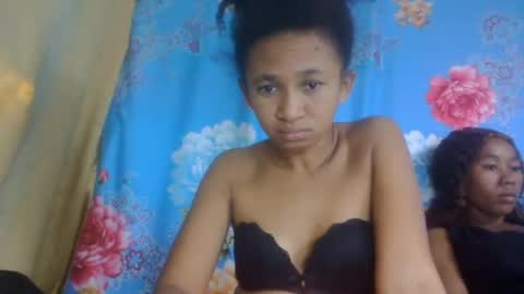 Snapshot of anitaazzh chatting on June 23, 1:31 pm anitaazzh online show from June 23, 1:31 pm