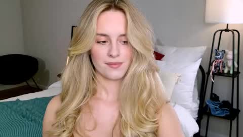 Anita online show from October 11, 2:15 pm