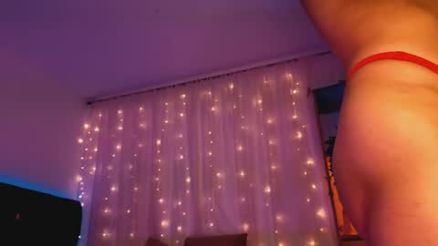 Snapshot of anitaglow chatting on October 13, 8:20 pm anitaglow online show from October 13, 8:20 pm