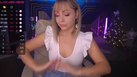 Snapshot of anitalevanta chatting on January 9, 6:04 pm Anita online show from January 9, 6:04 pm