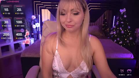 Snapshot of anitalevanta chatting on January 14, 3:15 pm Anita online show from January 14, 3:15 pm