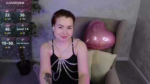 Snapshot of anitameyer chatting on February 14, 1:35 am anitameyer online show from February 14, 1:35 am