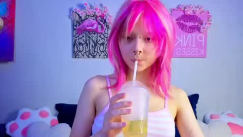 Snapshot of anitasweetness chatting on June 25, 3:16 pm anitasweetness online show from June 25, 3:16 pm