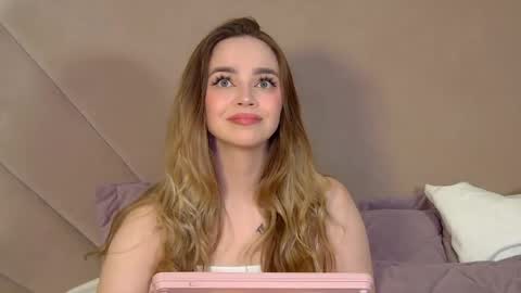 AnitaVenture online show from April 11, 4:22 pm