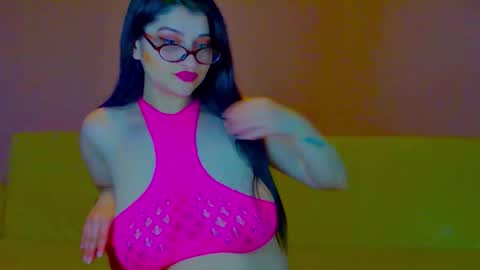 Anitta online show from March 10, 6:24 pm