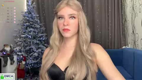 anjalin_sososok online show from January 12, 8:30 am