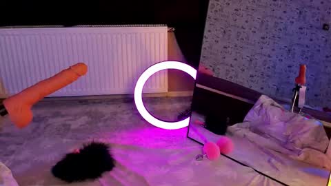 Angel online show from February 25, 6:50 pm