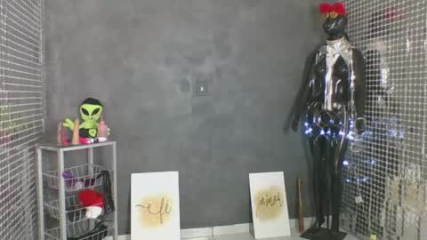 Hello My name is NaiaraPv is OPEN online show from May 20, 10:16 pm