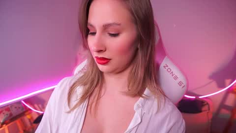 Snapshot of ann__levine chatting on November 27, 2:41 pm Ann online show from November 27, 2:41 pm